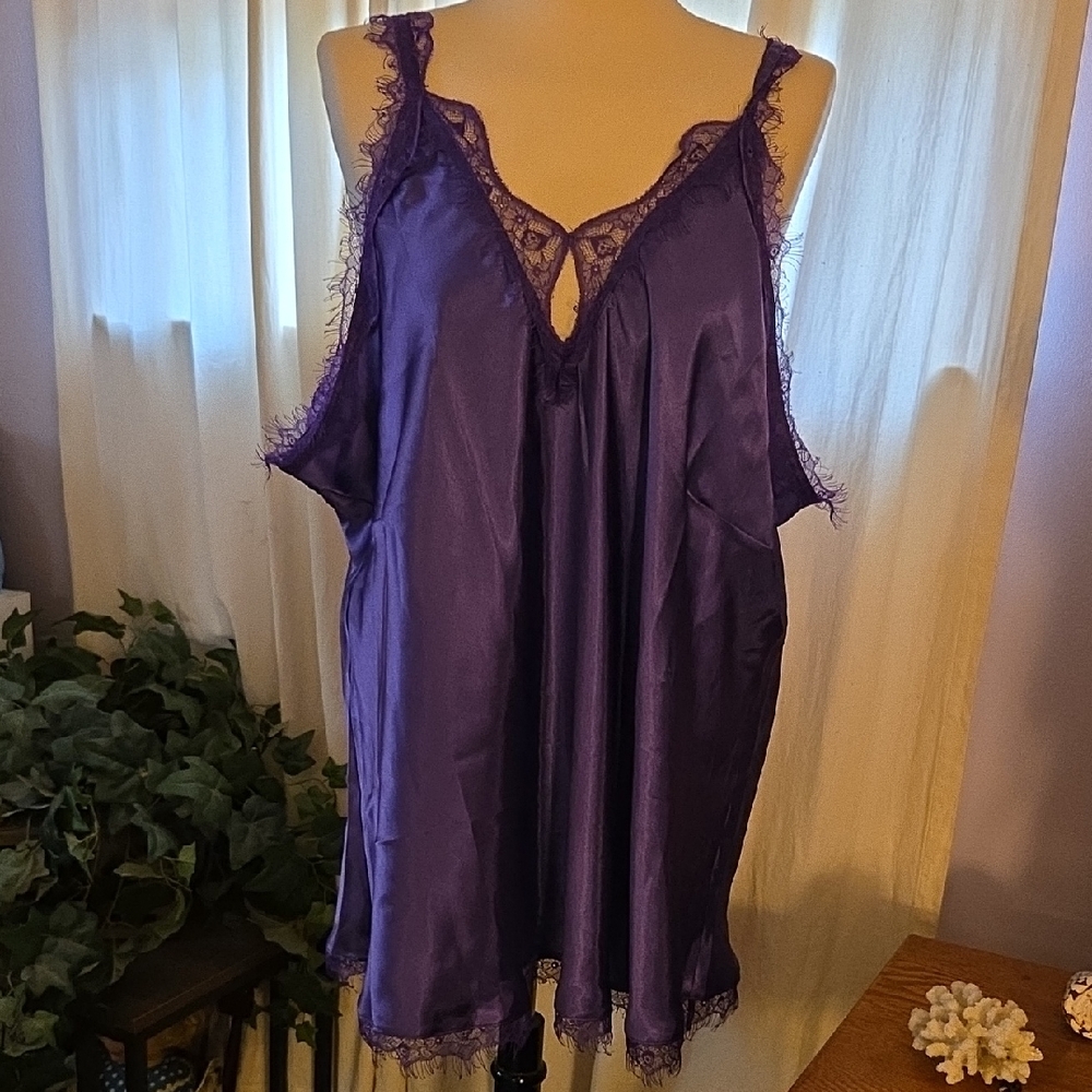 The Pyramid Collection Purple Lace Chemise